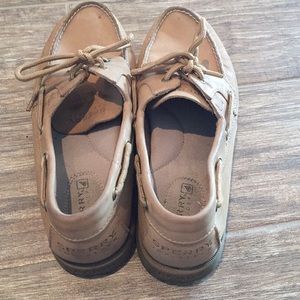 sperry rand boat shoes